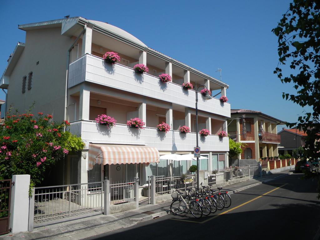 Hotel Eliani Grado Exterior photo