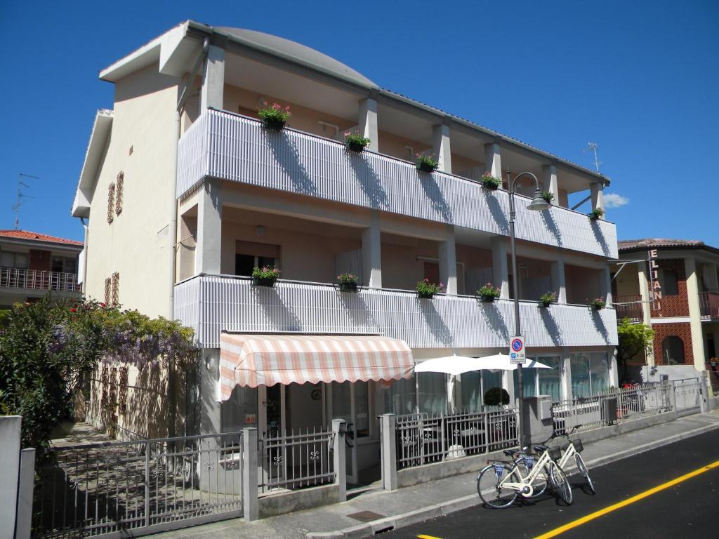 Hotel Eliani Grado Exterior photo