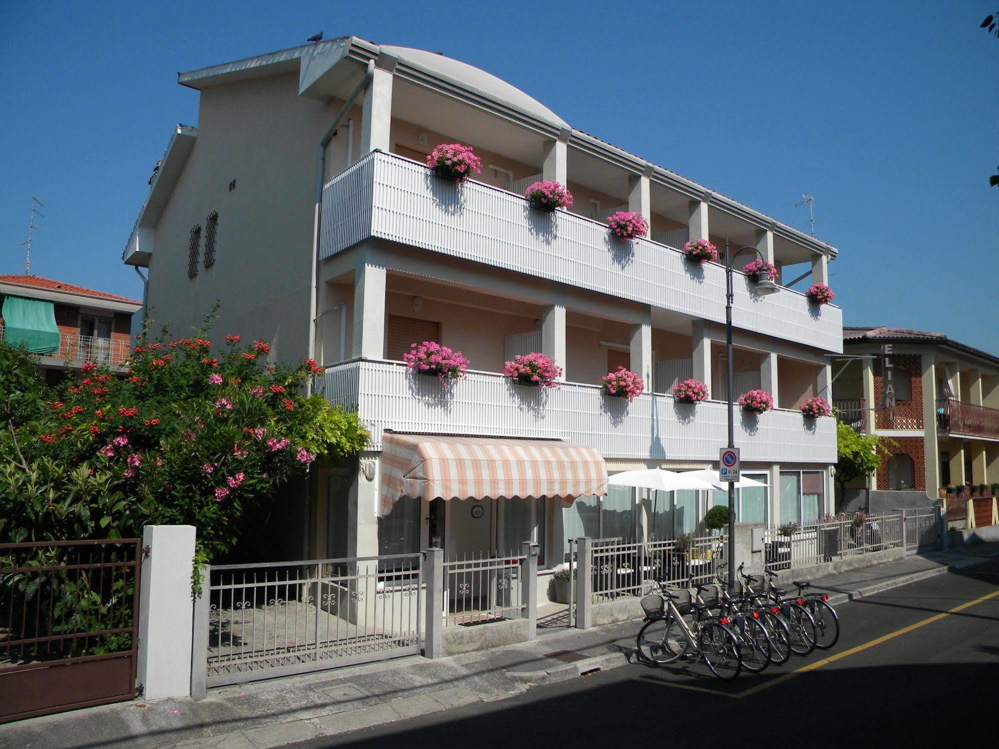 Hotel Eliani Grado Exterior photo